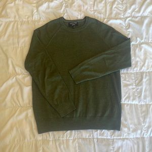 Banana Republic Italian Merino Wool Yarn sweater,